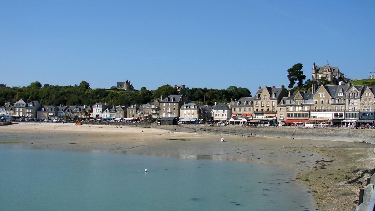 Apartamento Jacques Melchior Saint-Malo Exterior foto